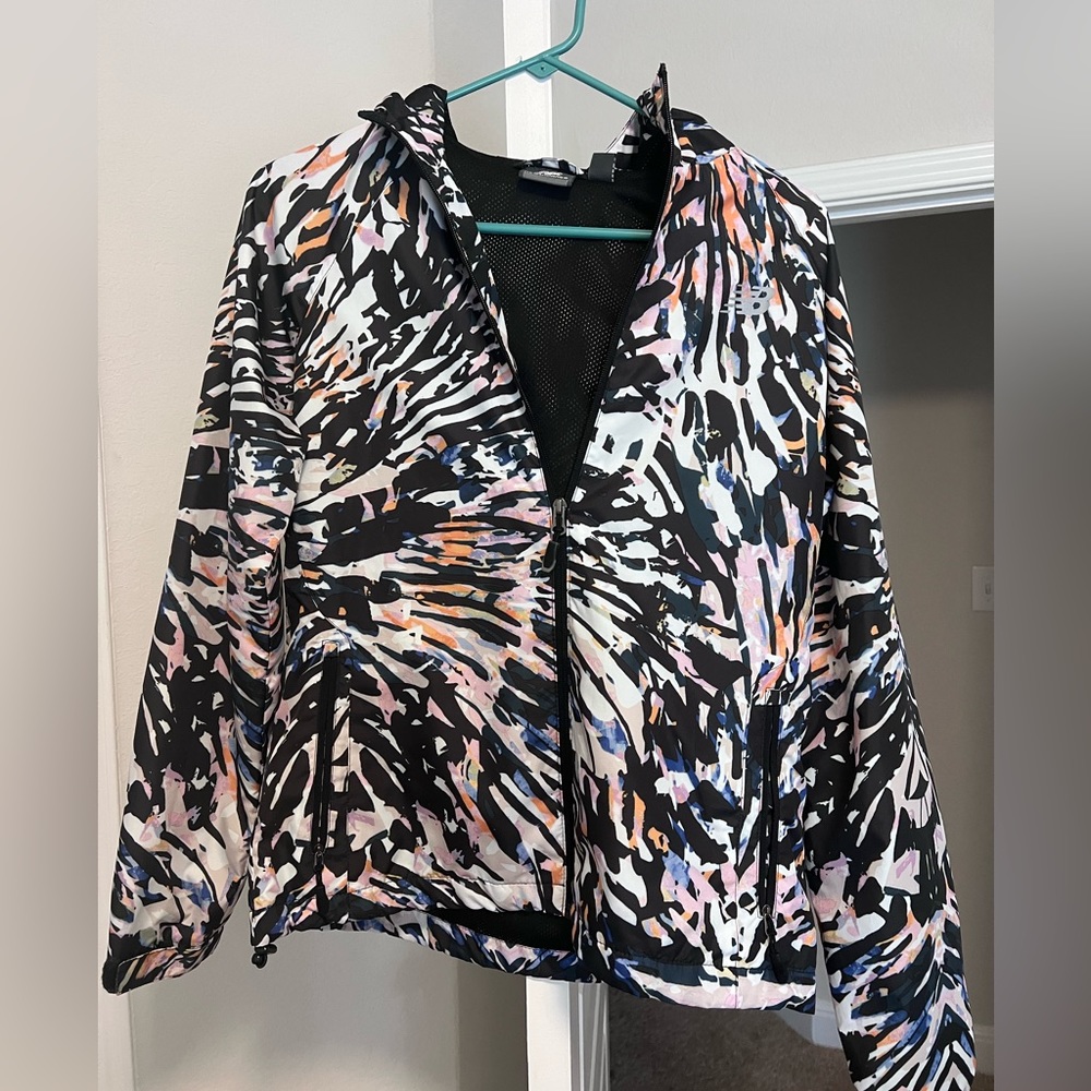 NEW BALANCE JACKET